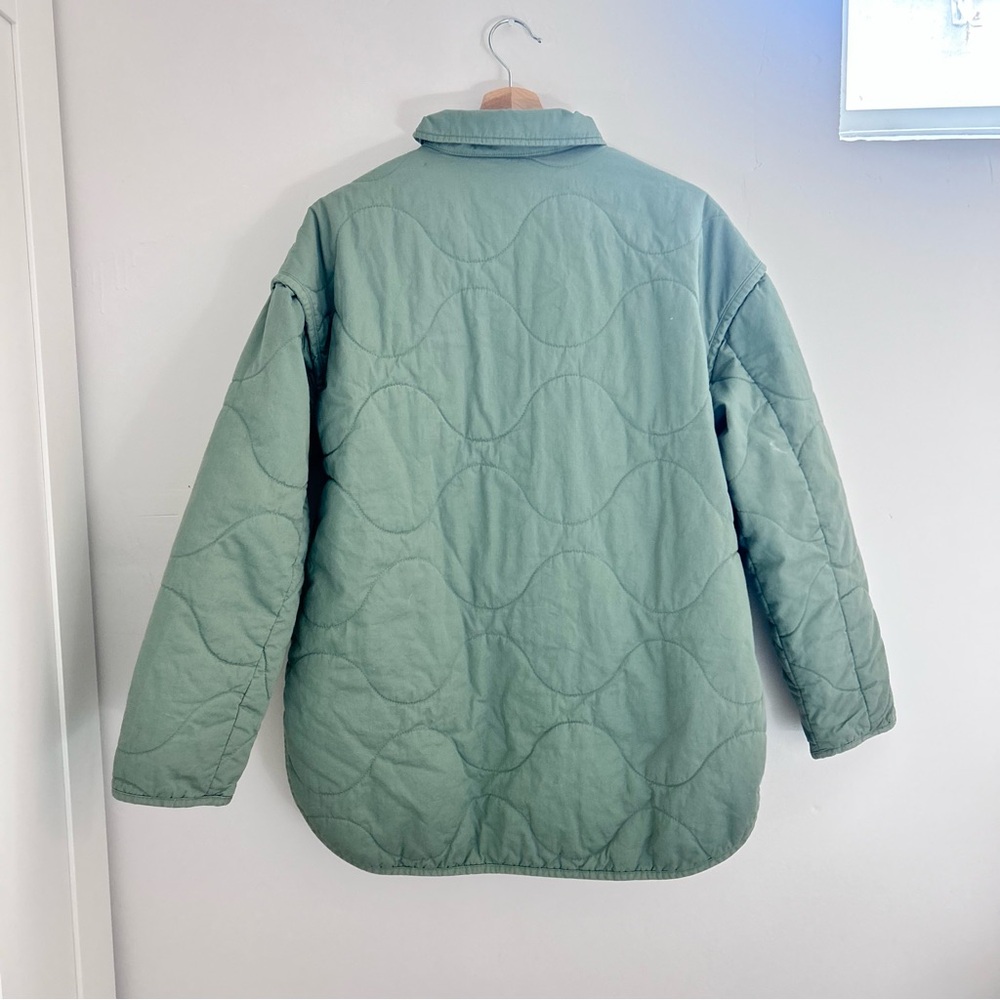 Universal threads green quilted coat size large - Picture 3 of 3